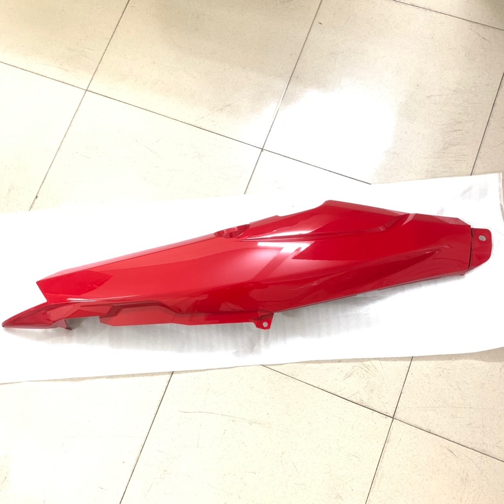 YADA-SIRIUS(06-22)-ĐỎ TƯỞI-4 Ốp sườn-Trái XÀI PHA ĐÈN 3S4-[Yamaha]