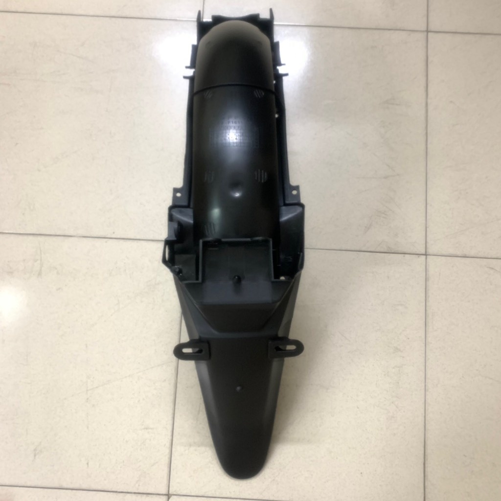 YADA-EX10(06-10)-NHÁM-1 ĐUÔI BIỂN SỐ-[Yamaha]