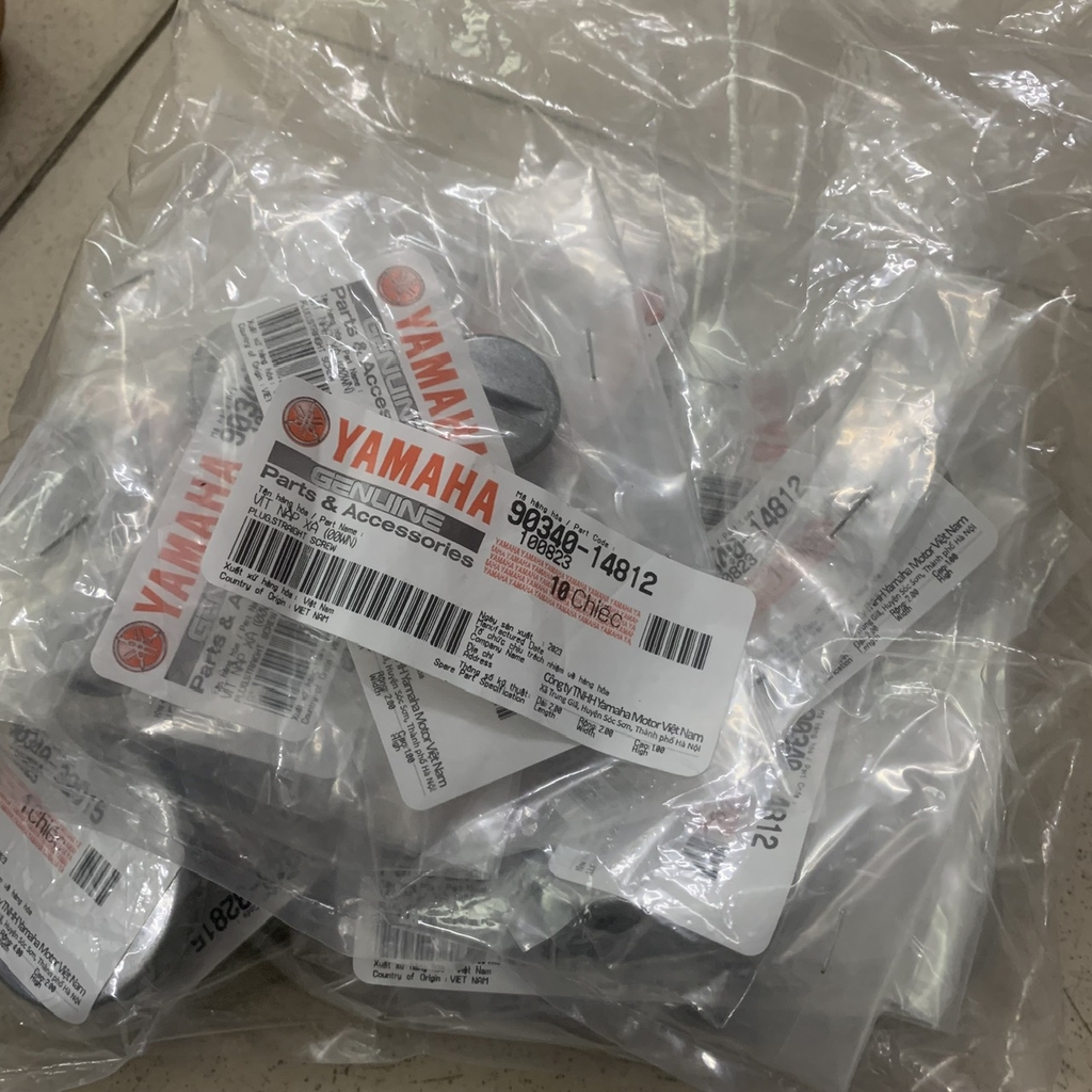 YACS-4011 NẮP VÔ LĂNG MÂM LỬA ĐEN LỚN XE SỐ-[Yamaha]