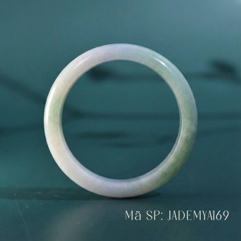 Vòng Tay Phỉ Thúy Bản Lớn 