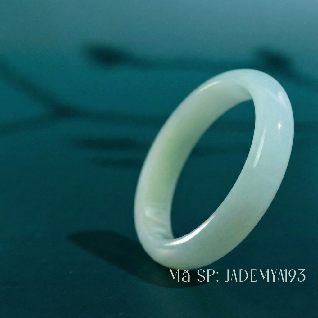 Vòng Tay Phỉ Thúy Băng Táo Lục Myanmar Type A - Chủng Băng Mướt Mịn