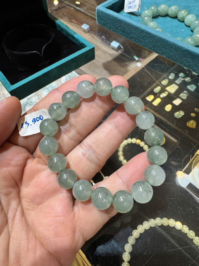 VÒNG PHỈ THUÝ BĂNG CHỦNG HOA BAY 10MM