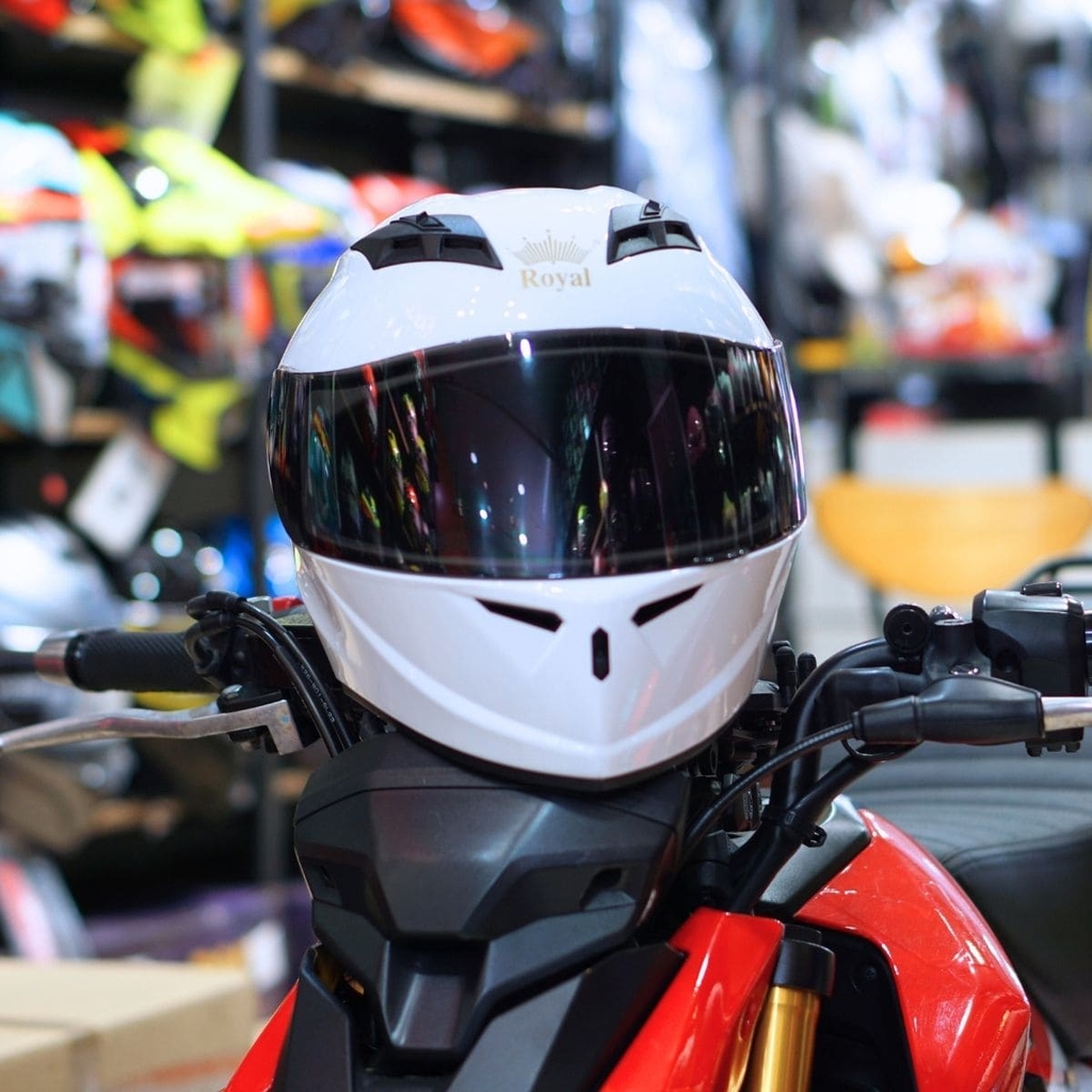 Royal M266 trắng bóng cận kính chống UV