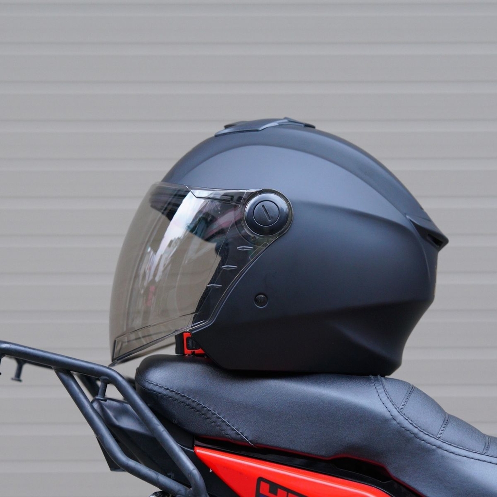 Mũ Royal XH01 đen nhám – phối màu mạnh mẽ, đậm chất street-style dành cho phượt thủ