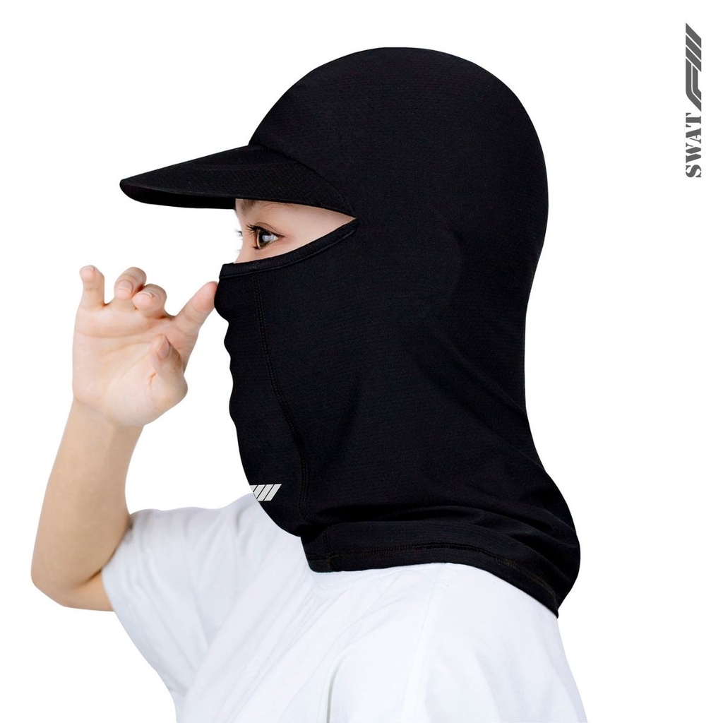 Màu đen mạnh mẽ, dễ phối đồ và sang trọng