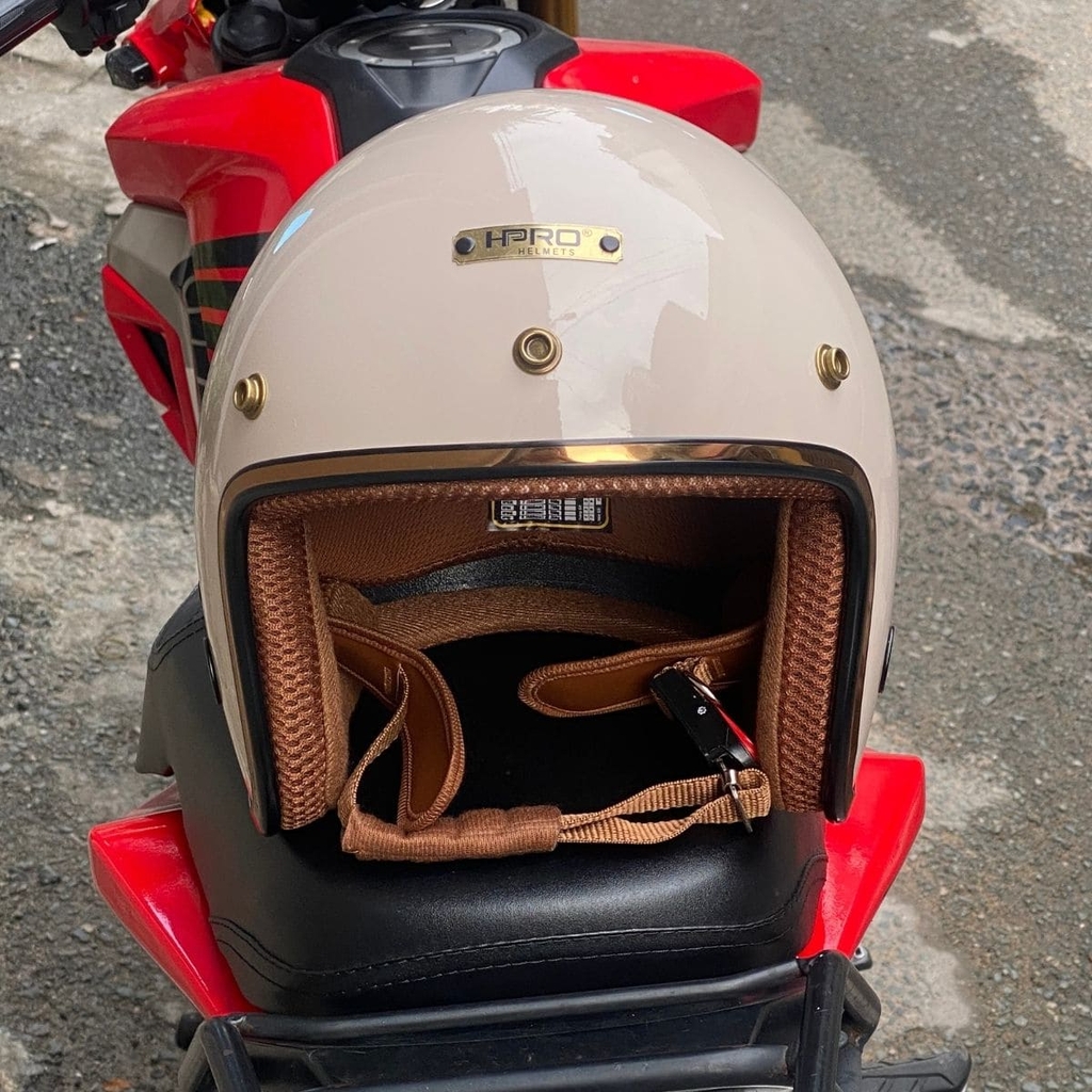 Form cổ điển phù hợp cả nam và nữ