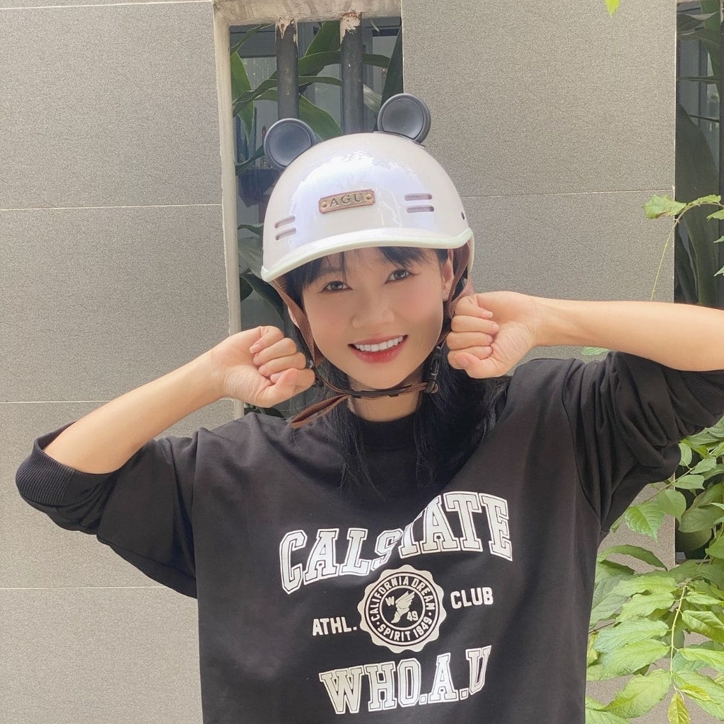 Mũ gắn tai gấu dễ thương cho giới trẻ