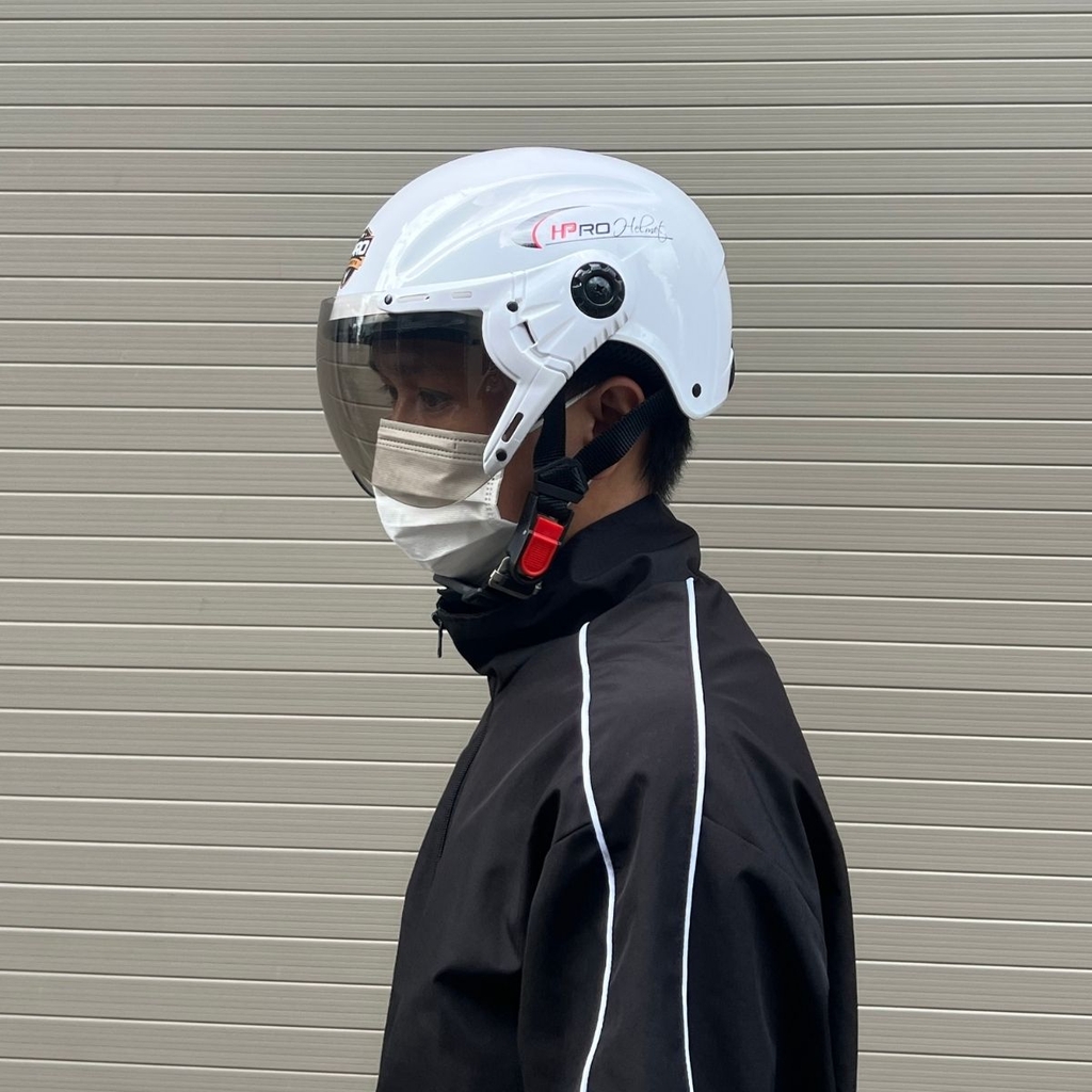 Kính trà khói – Đi ngày đêm đều thoải mái