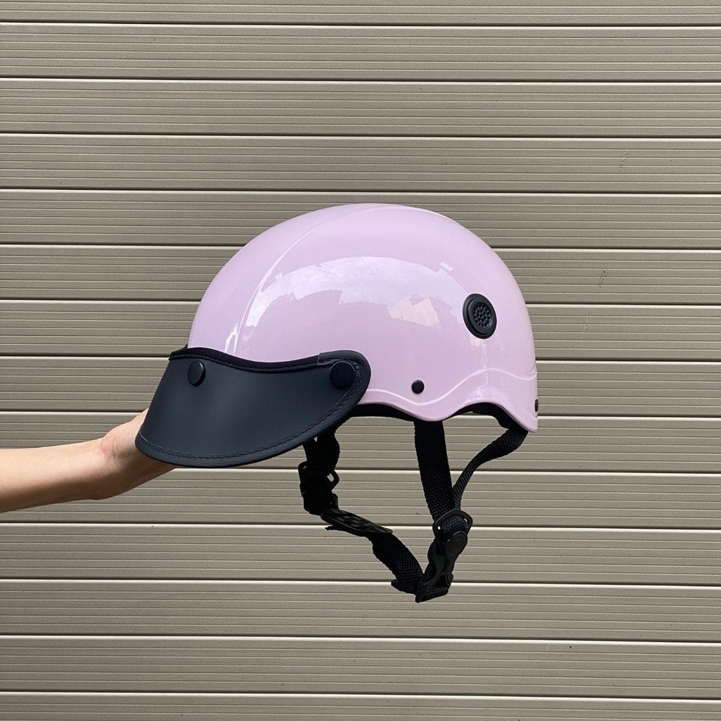 Góc nghiêng phải sang trọng, đường nét mềm mại