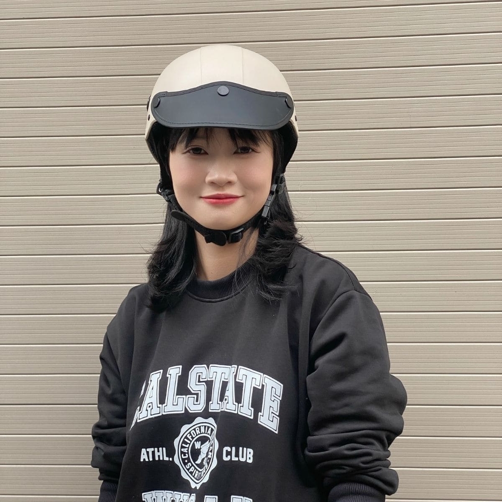 Hình thực tế mũ kem nhám khi đội