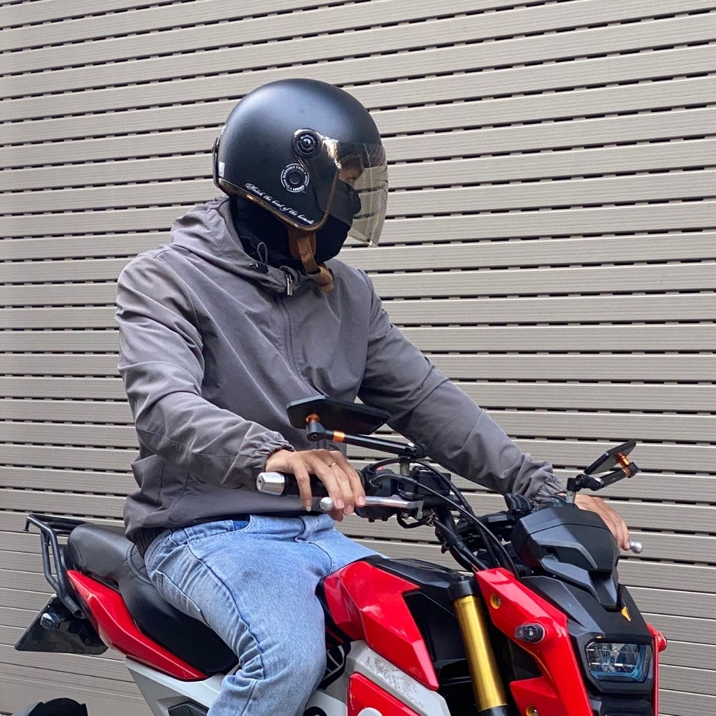 Ảnh người đôi Mũ HP04K góc chụp ngang