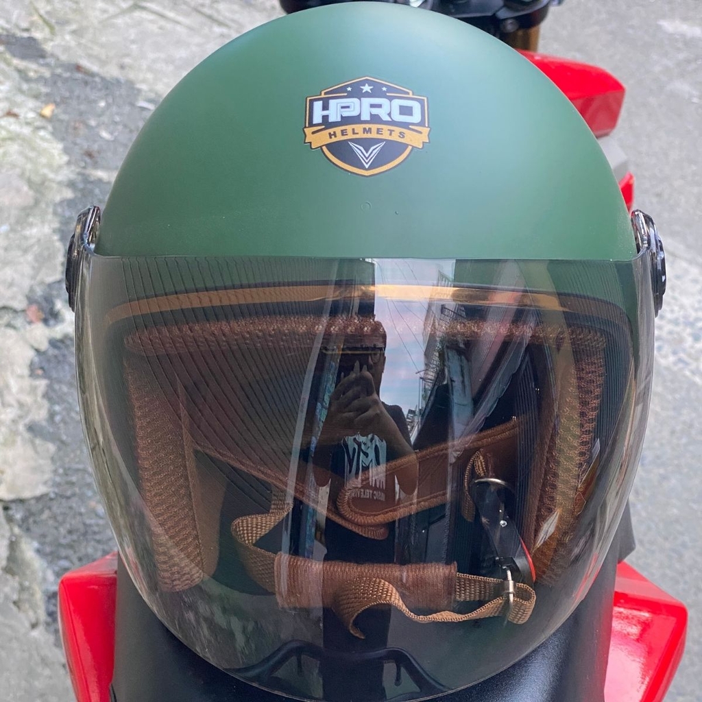 Kính trà chống bụi và chói khi di chuyển