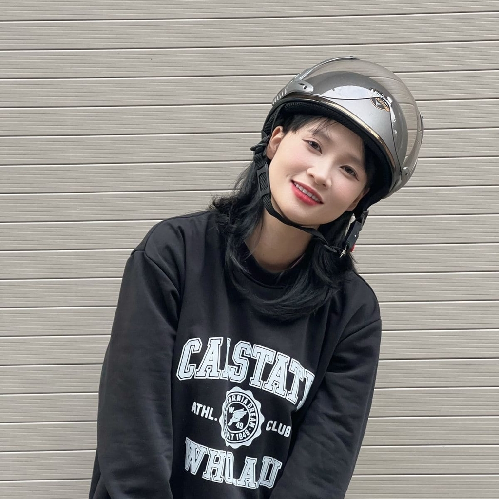 Ảnh Thực Tế Mũ bảo hiểm HP03K xám titanium nhám lật kính lên