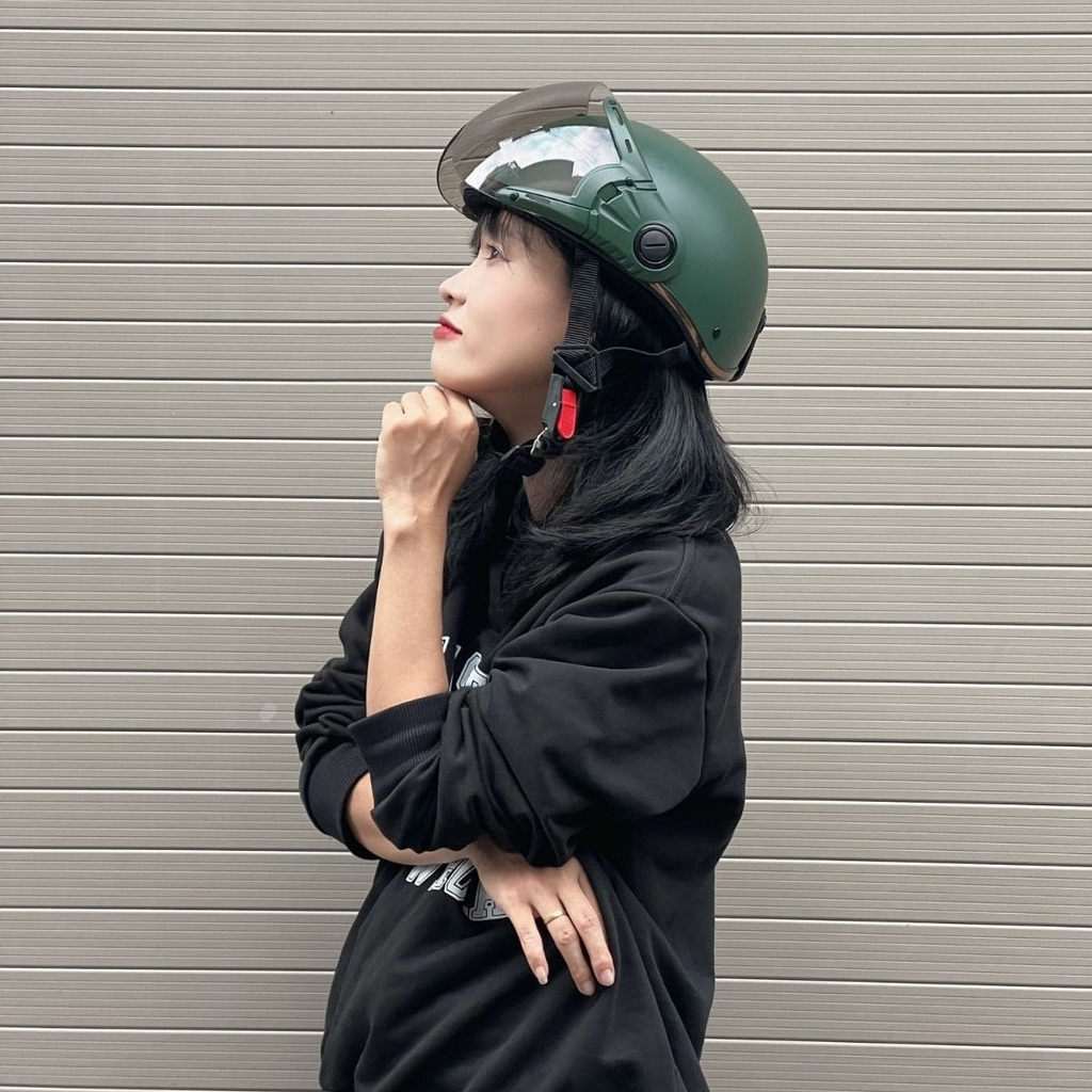 Hình ảnh mặt trước mũ HP03K xanh lính nhám với kính trà chống UV