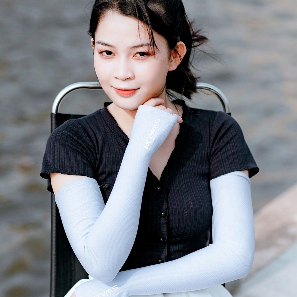 Màu xám trung tính, hợp thời trang và dễ phối