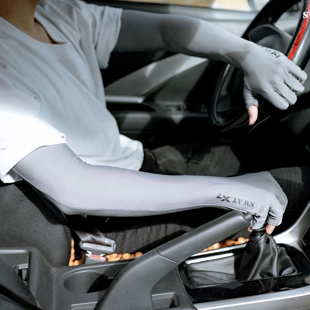 Ống Tay Chống Nắng SWAT X7 – Vải Kim Cương Cotton Polyester Spandex, Hở Ngón, Logo Phản Quang, Chống Nắng Và Thoáng Khí Tối Ưu