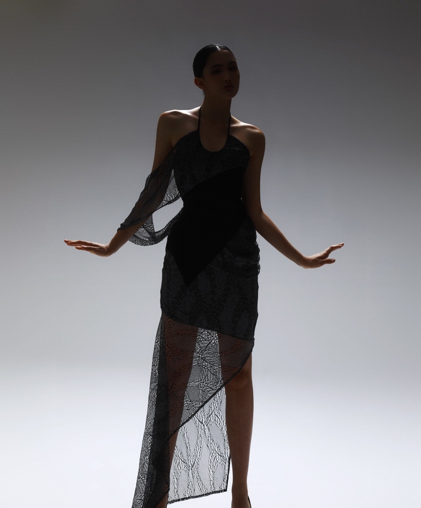 SELCOUTH DRESS