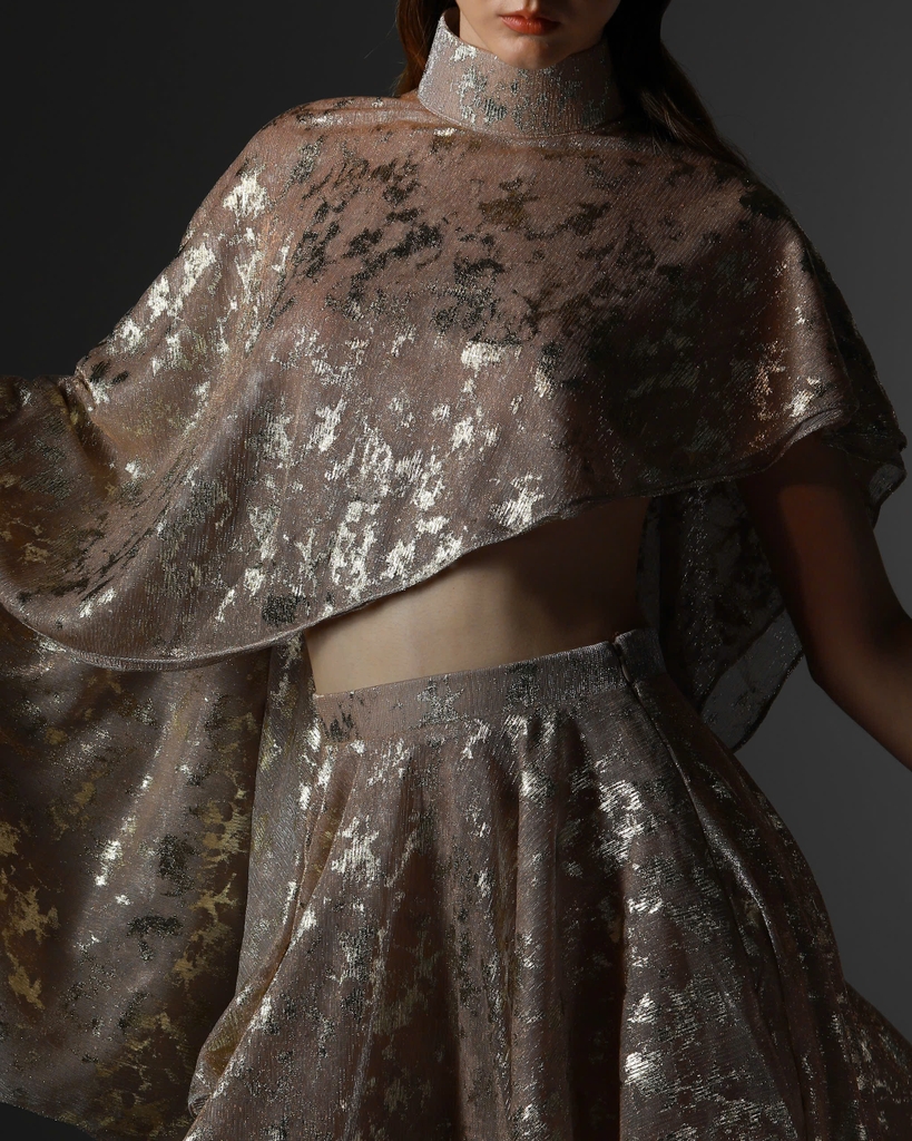EMBER TOP