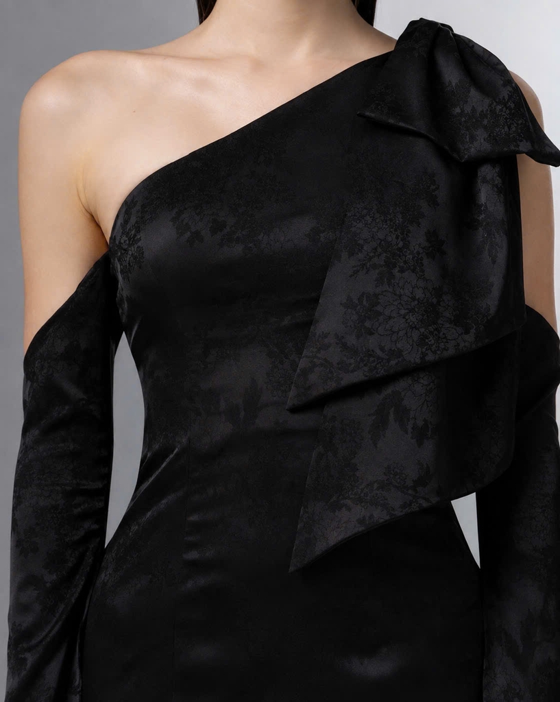 BANQUET DRESS