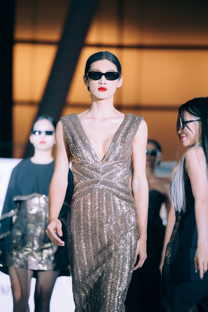 VENUSIA DRESS