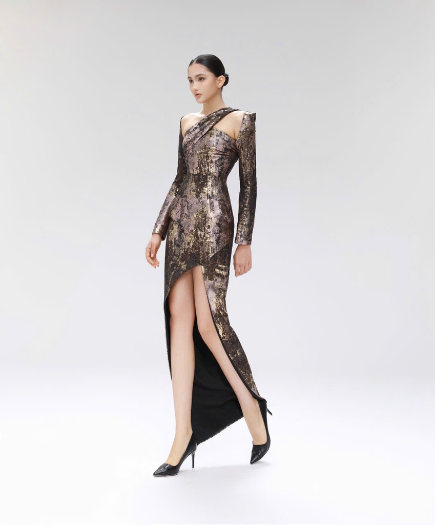 SUBLUNAR DRESS