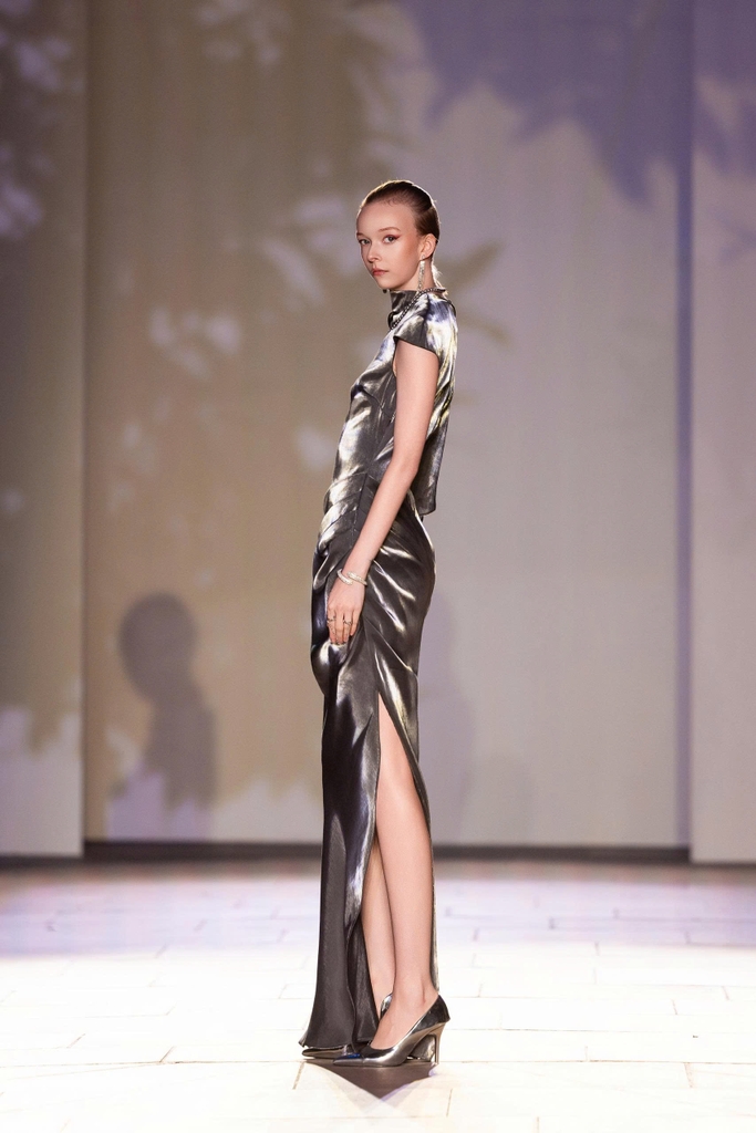 RELIC DRESS