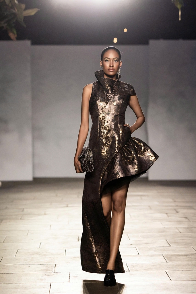 TUNDRA DRESS
