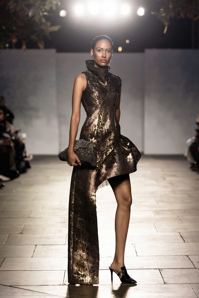 TUNDRA DRESS