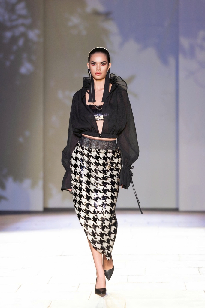 TRACE SKIRT