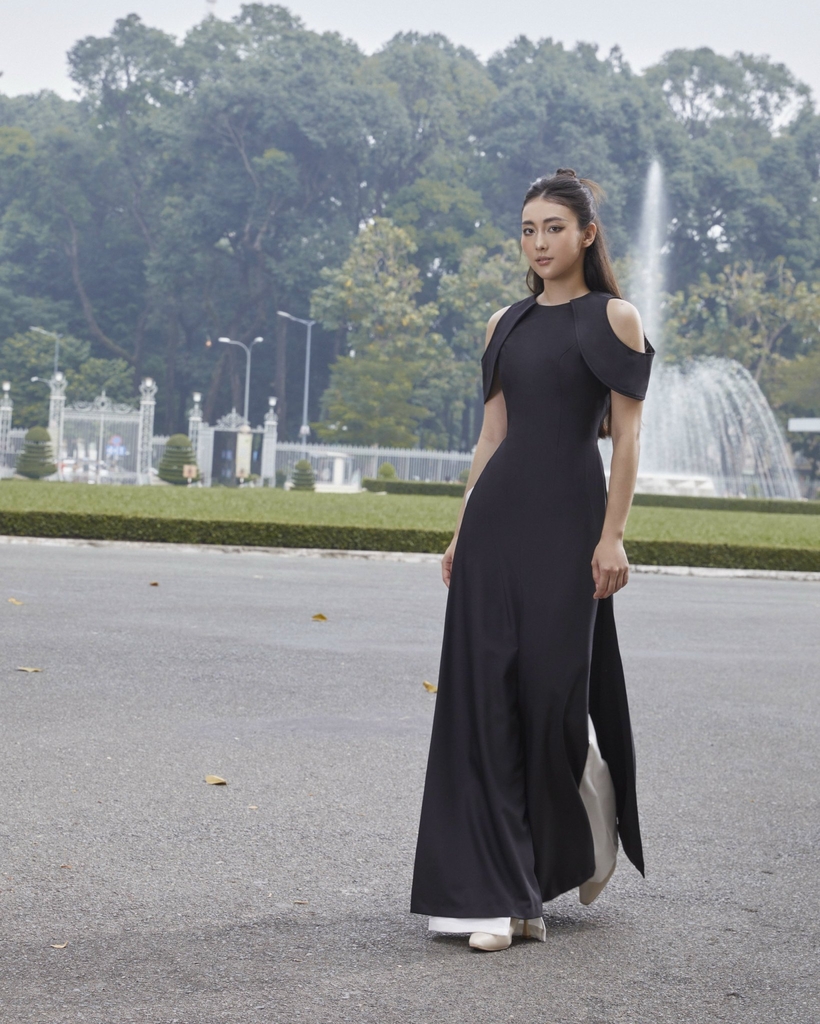 DYNASTIC AO DAI