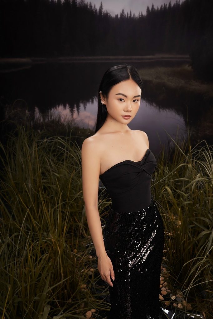 TWISTED SEQUIN DRESS