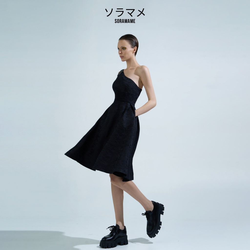 DARK SEQUIN SLOPING SHOULDER