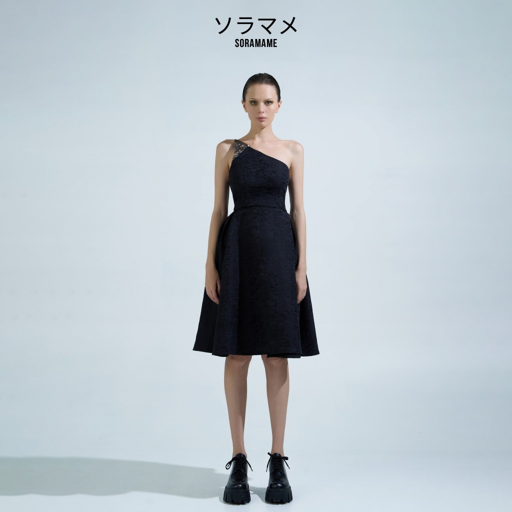 DARK SEQUIN SLOPING SHOULDER
