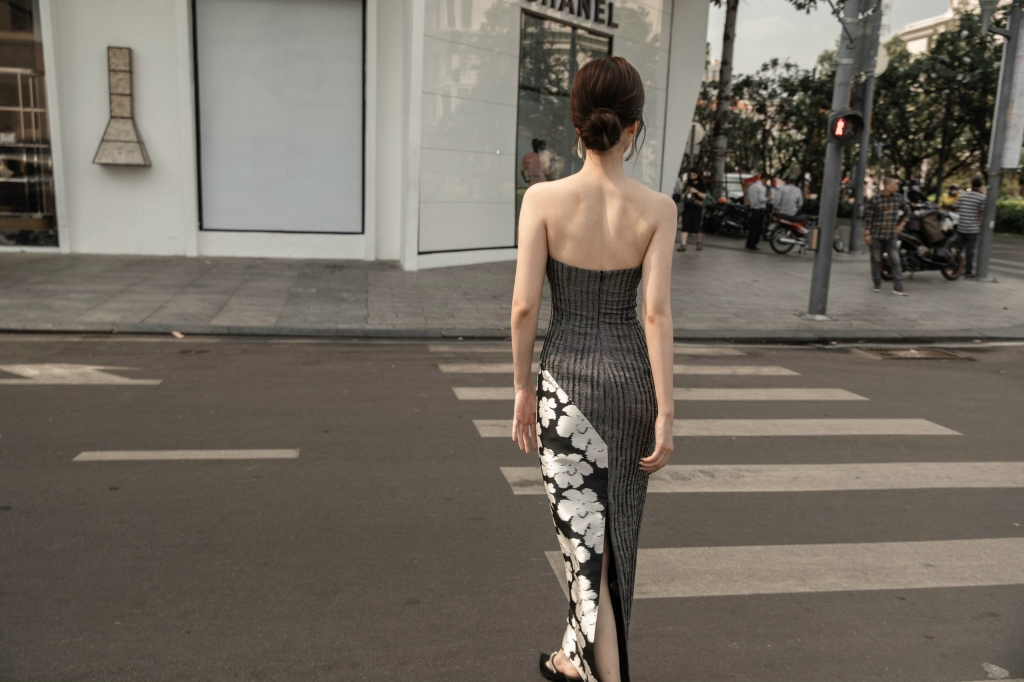 CRESENT DRESS