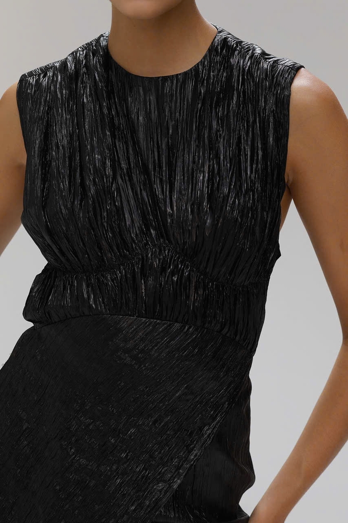WANDERING DRESS