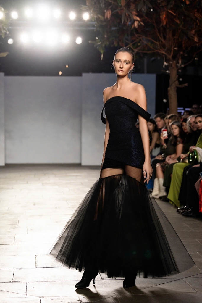 FRACTURE DRESS