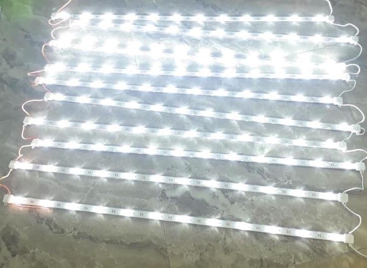 Led thanh tỏa 1m 2 trở ngoài trời , 12 led/thanh. (ánh sáng trắng)