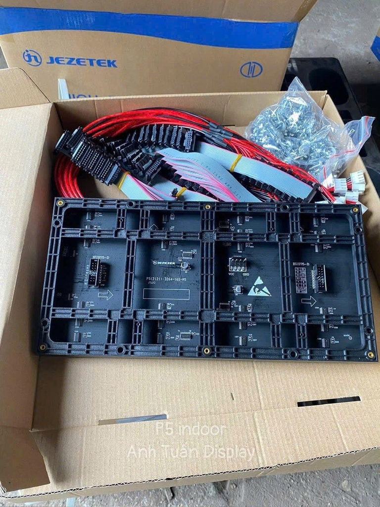 Màn hình LED JEZETEK P5 320x160 trong nhà