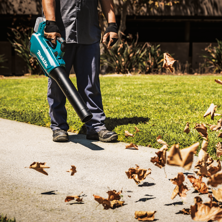 Máy thổi lá pin Makita DUB184