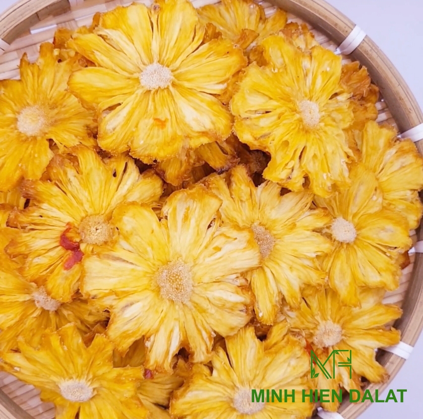 Thơm sấy muối ớt không đường.