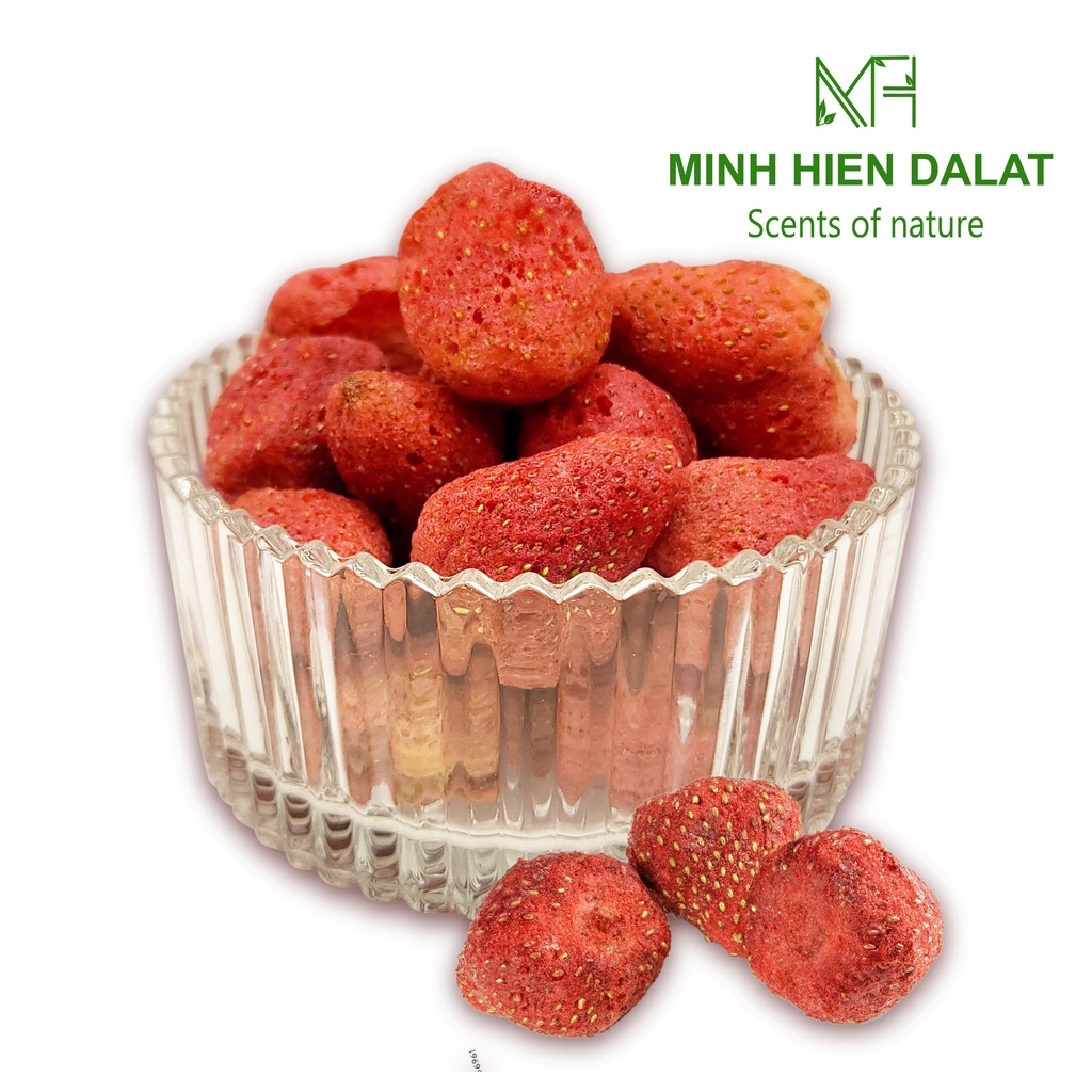 Dâu tây Đà Lạt sấy giòn không đường - dâu sấy thăng hoa.