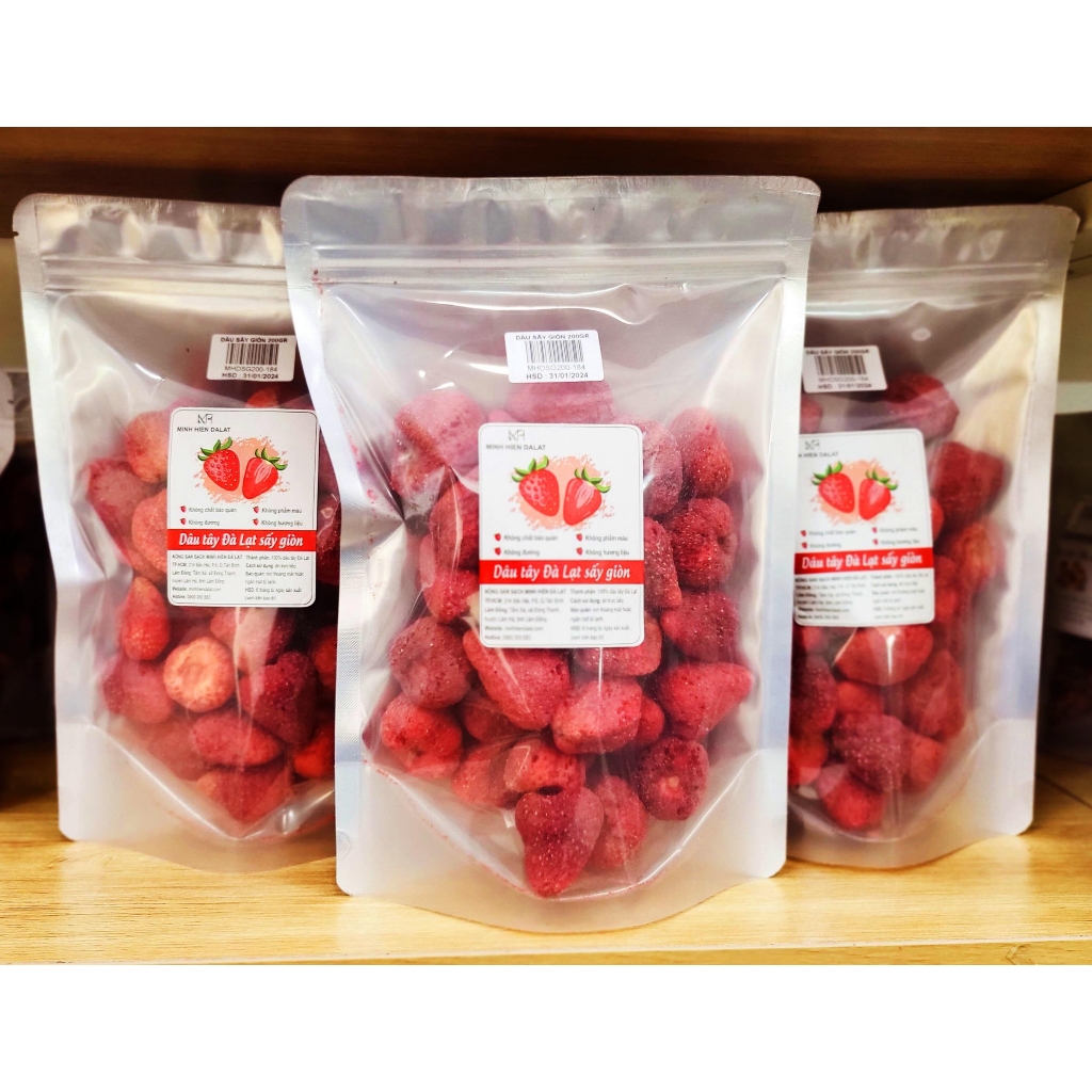 Dâu tây Đà Lạt sấy giòn không đường - dâu sấy thăng hoa.