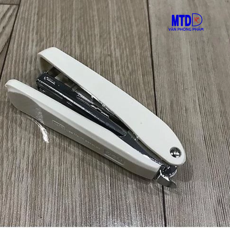 Dập ghim - Bấm kim số 10 Deli 0281 , có thể bấm 15 trang