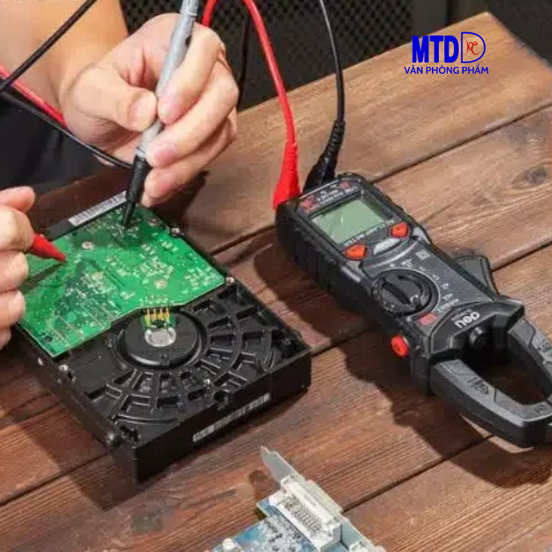 Máy/Đồng hồ đo dòng điện đa năng kỹ thuật số cầm tay Deli DL334203
