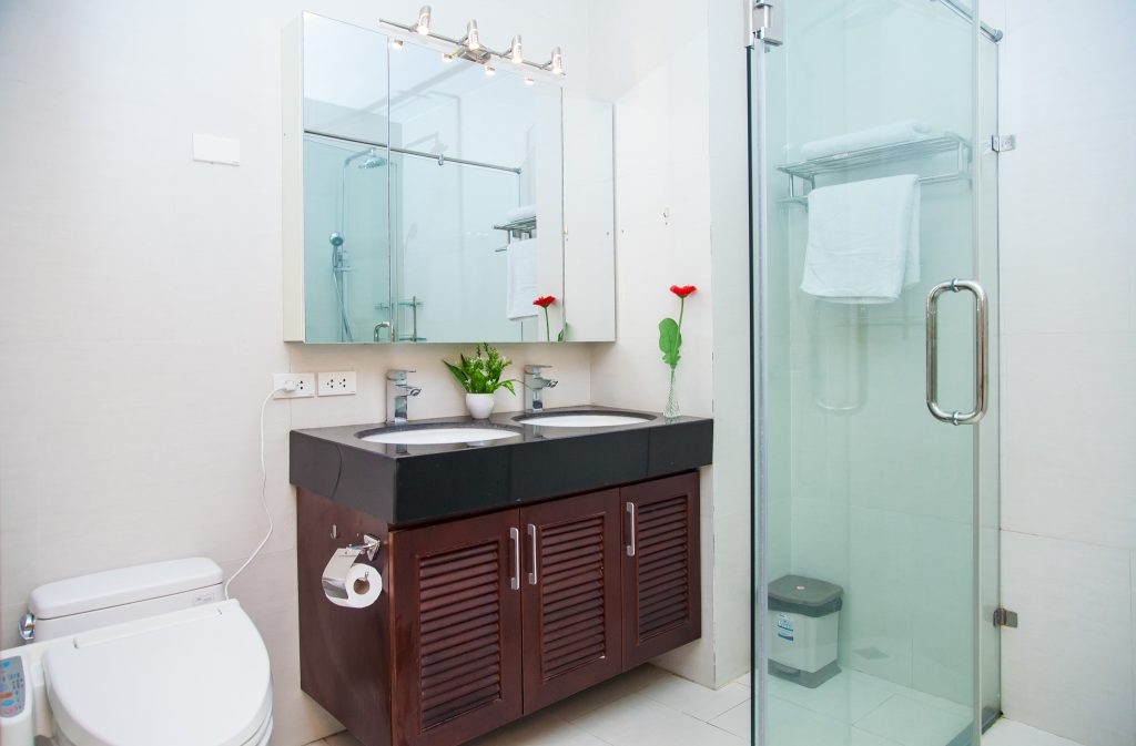 Lake View Building • P301 - 72 Xuân Diệu
