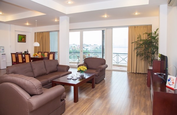 Lake View Building • P501 - 72 Xuân Diệu