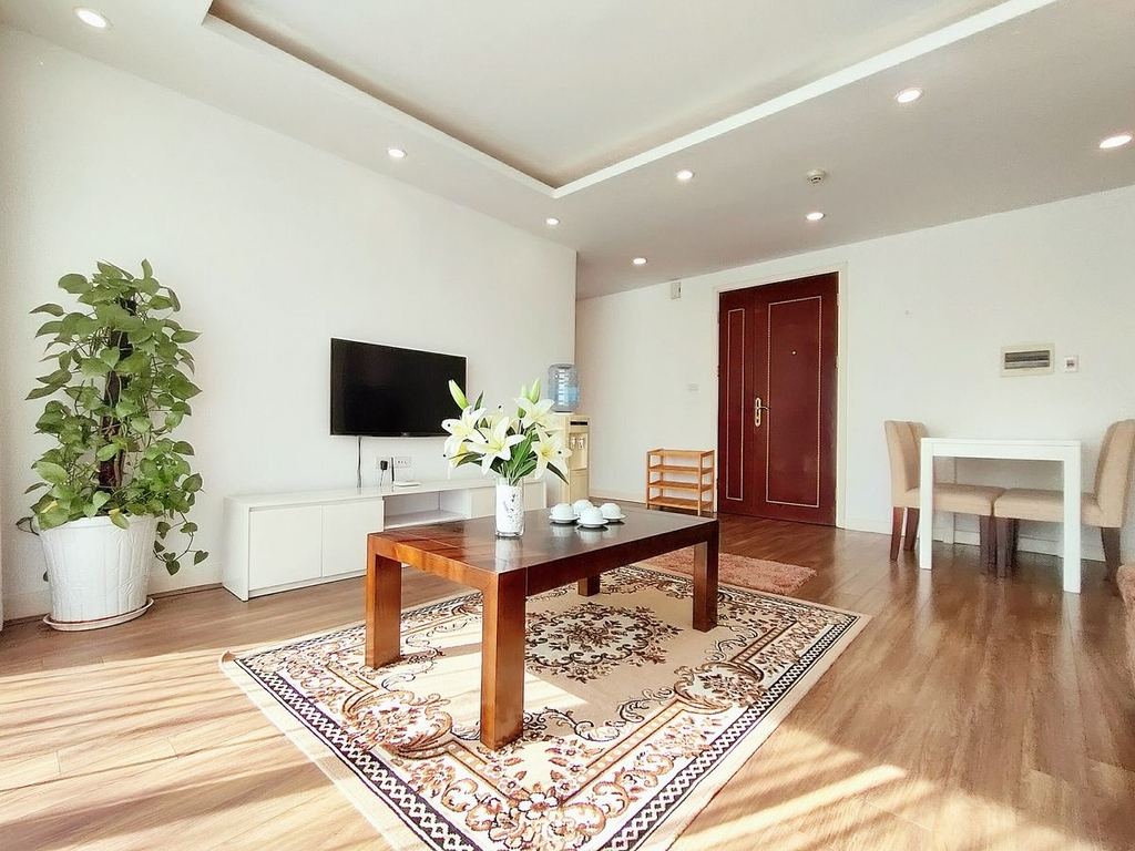 Grand Spring Suite • P802 (Lake Balcony) - 20 Phạm Huy Thông
