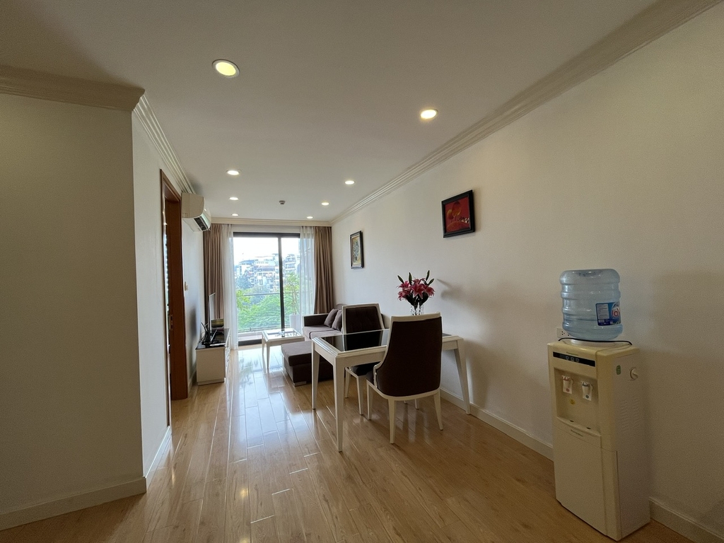 Grand Spring Suite • P502 (Lake Balcony) - 20 Phạm Huy Thông