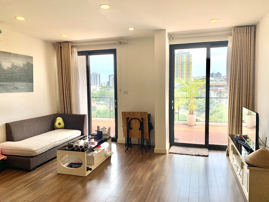 Grand Spring Suite • P702 (Lake Balcony) - 20 Phạm Huy Thông