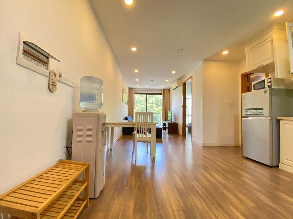Grand Spring Suite • P303 (Lake Balcony) - 20 Phạm Huy Thông